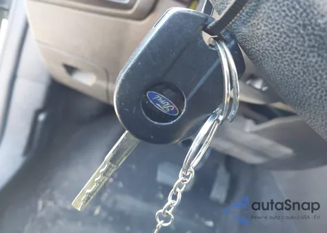 2015 Ford Focus Se z USA, uszkodzony, nr VIN 1FADP3K26FL319851